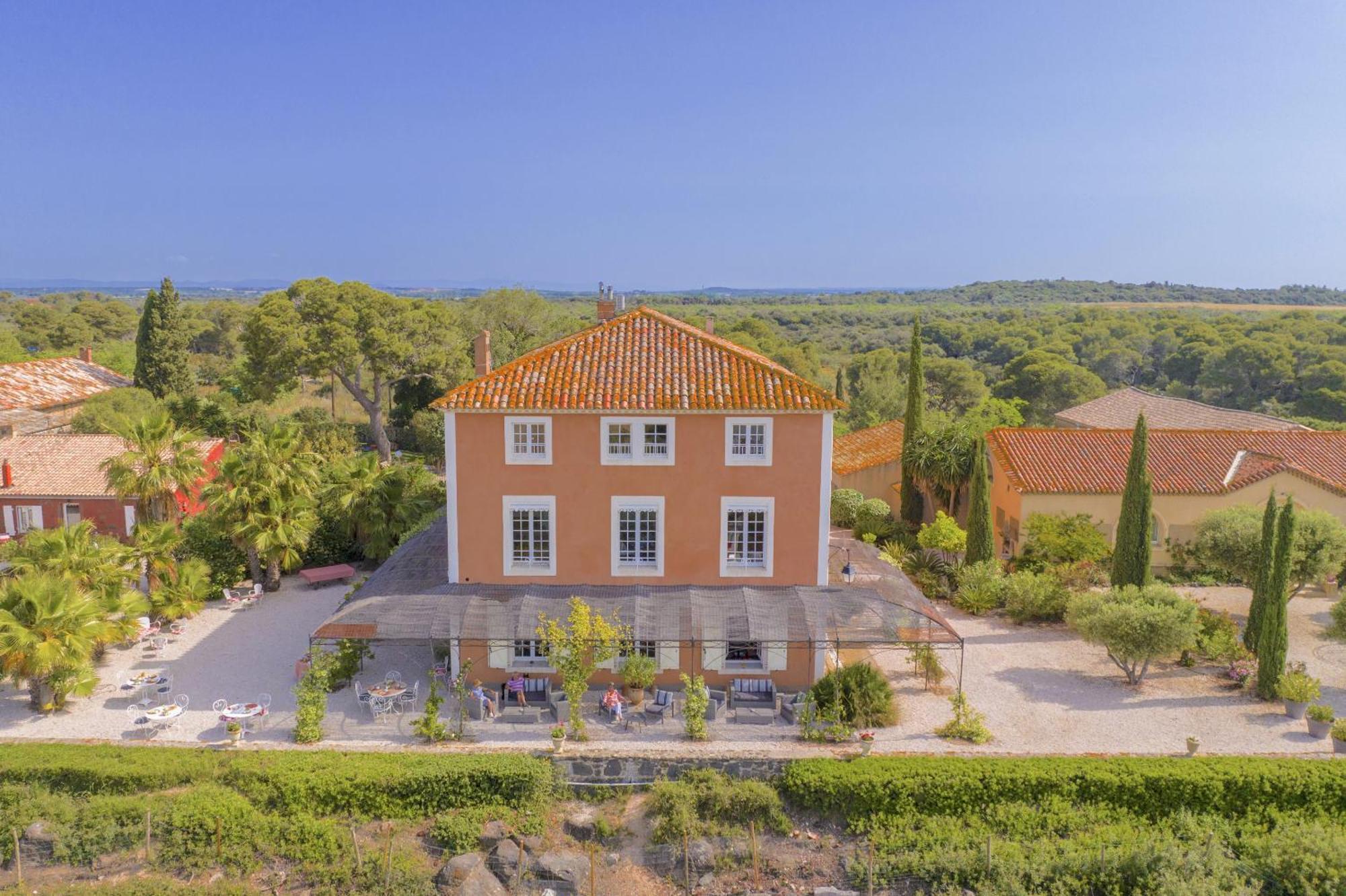 Domaine De Roque Haute Portiragnes Exterior foto